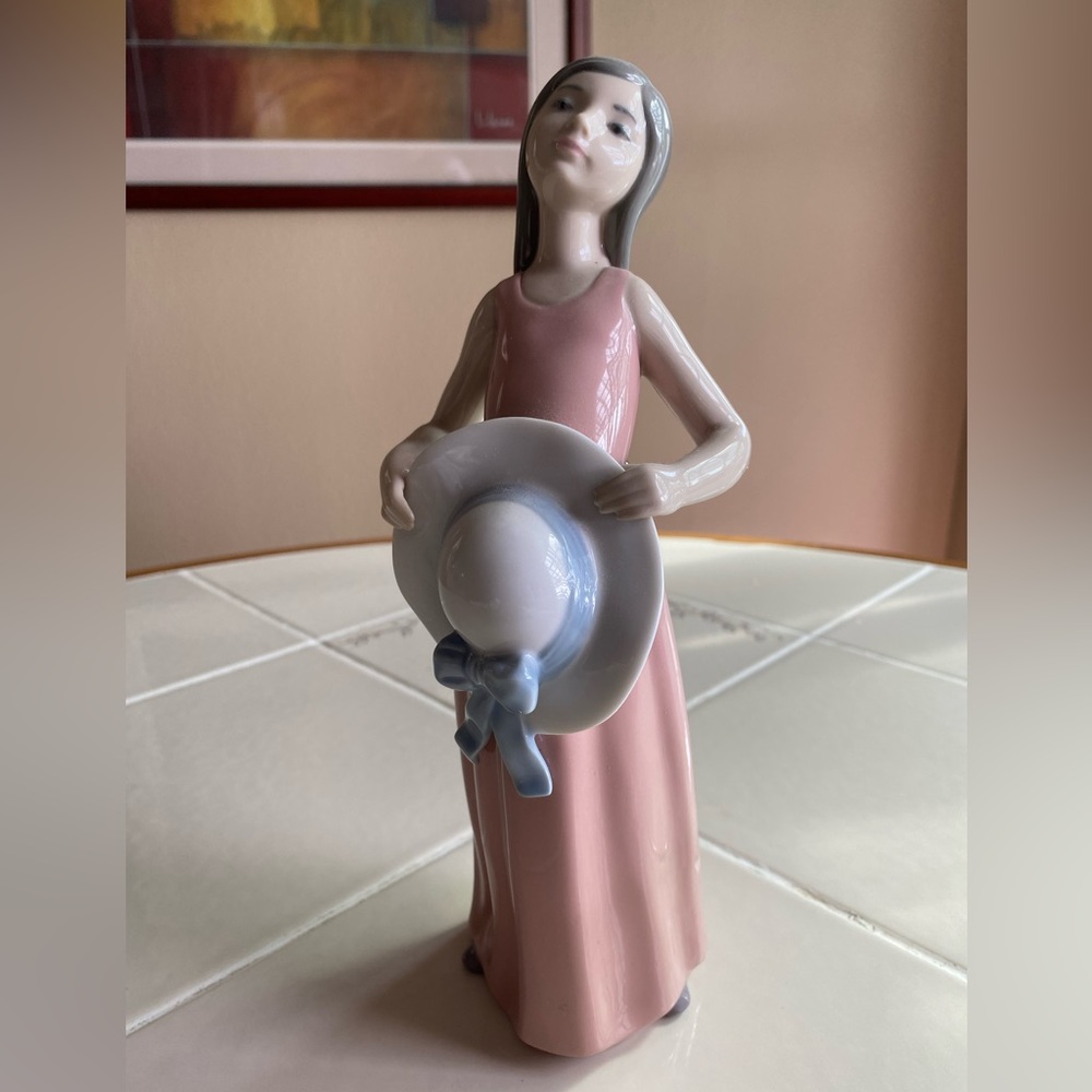 RETIRED 1999 ‘DREAMER LLADRO’ PORCELAIN FIGURINE- Item#01005008